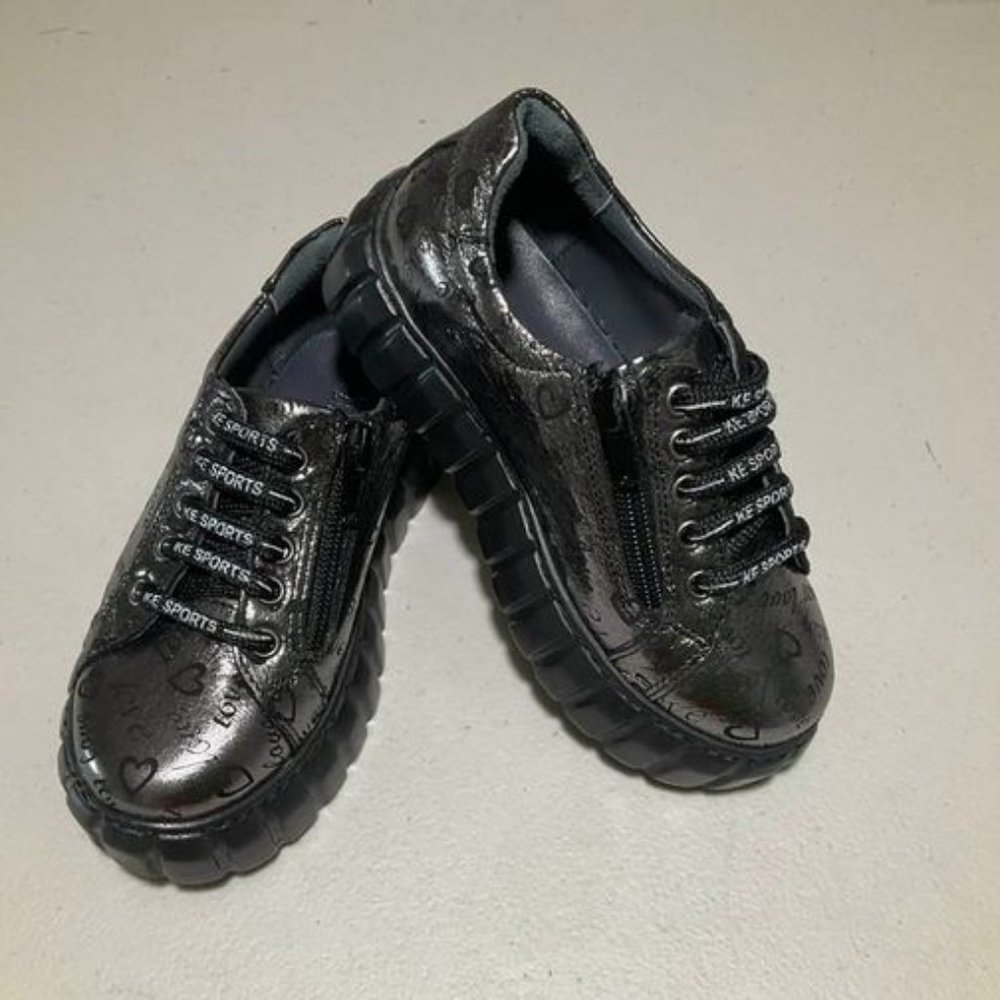 Kids shoes